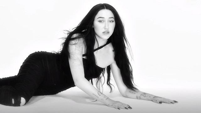 lonely - noah cyrus - qq音乐-千万正版音乐海量无损曲库新歌热歌