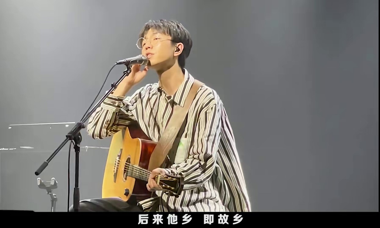 夏时梦长 秋时昼短 清冽途上 不远望#陈鸿宇#一如年少模样#音乐