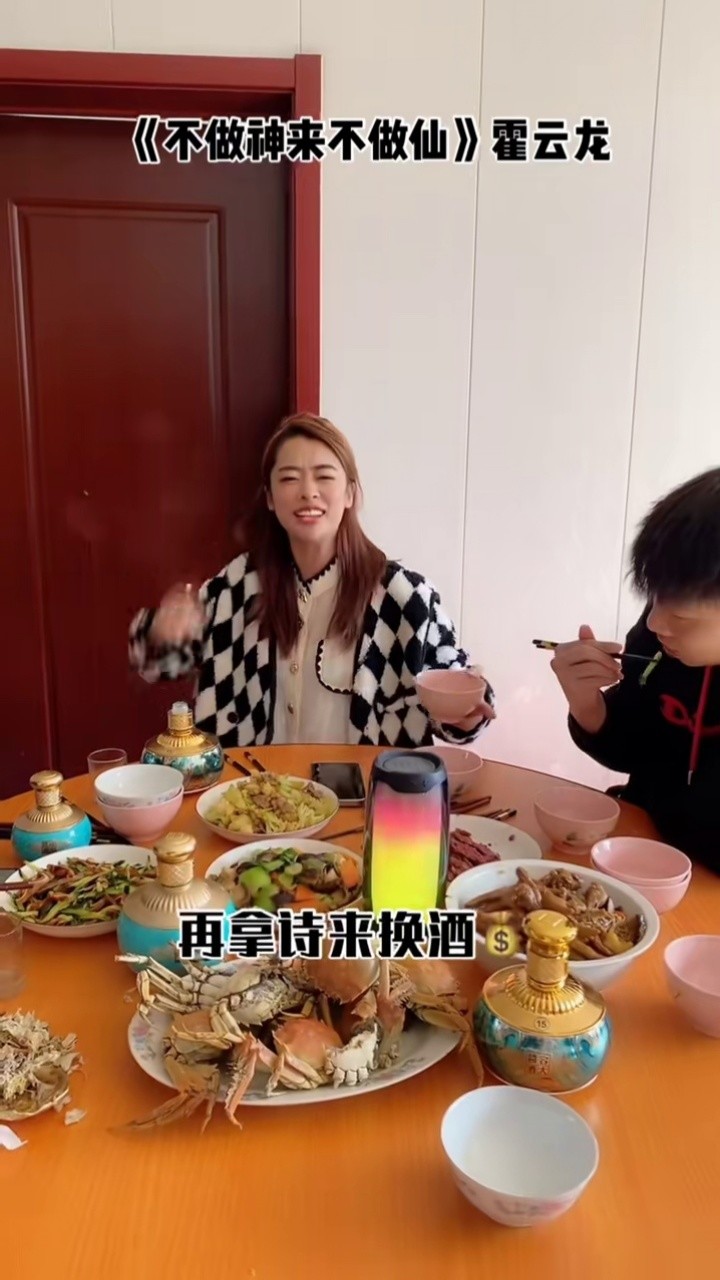 小鬼阿秋言不由衷这首歌我就是百唱不厌你们还爱我吗