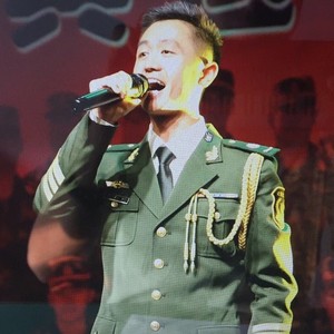 王健