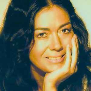 Carmen Cuesta-Loeb