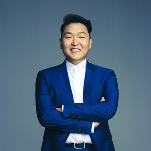 PSY (朴载相)