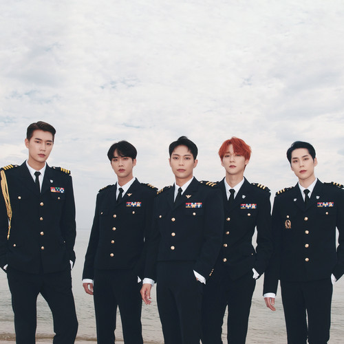KNK (크나큰)资料,KNK (크나큰)最新歌曲,KNK (크나큰)MV视频,KNK (크나큰)音乐专辑,KNK (크나큰)好听的歌