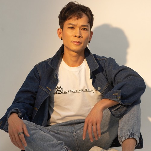 枫枫资料,枫枫最新歌曲,枫枫MV视频,枫枫音乐专辑,枫枫好听的歌