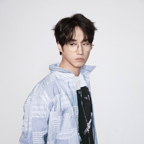 Tablo (타블로)资料,Tablo (타블로)最新歌曲,Tablo (타블로)MV视频,Tablo (타블로)音乐专辑,Tablo (타블로)好听的歌