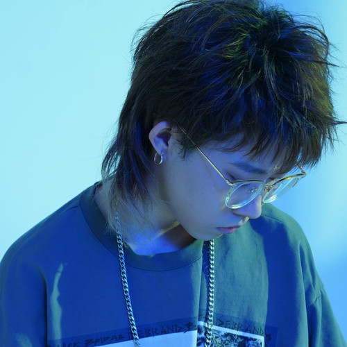艾瑞欧ERIOE资料,艾瑞欧ERIOE最新歌曲,艾瑞欧ERIOEMV视频,艾瑞欧ERIOE音乐专辑,艾瑞欧ERIOE好听的歌